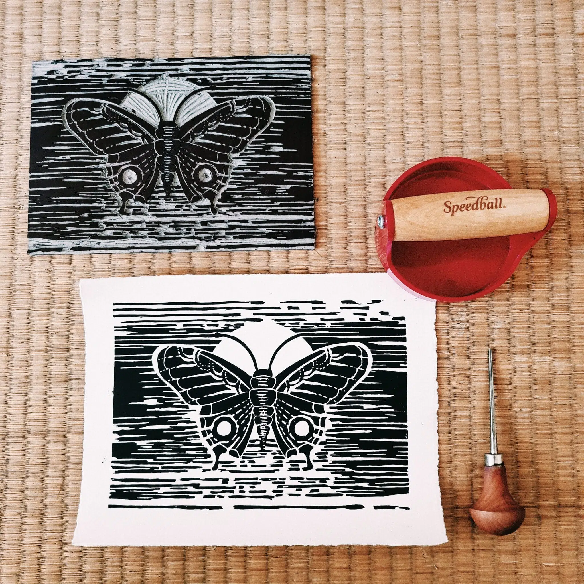 Directrice Artistique et UX/UI designer à Paris - Portfolio - Linogravure : Chrysalide