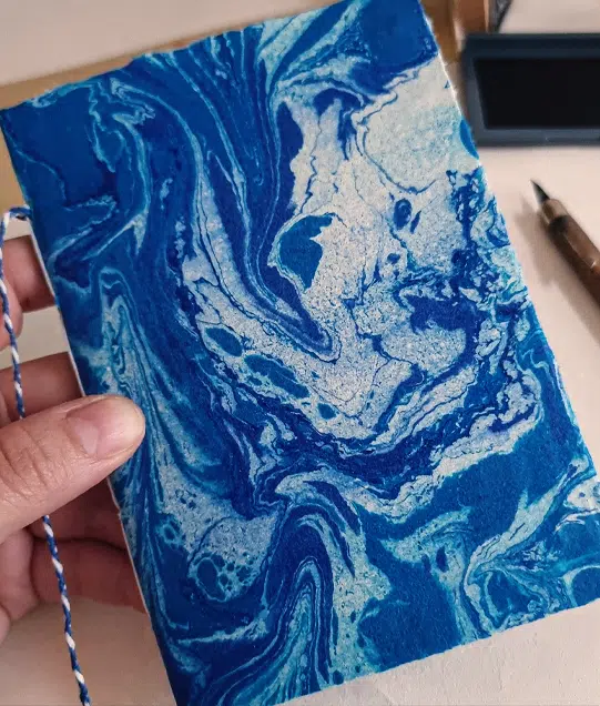 Carnets marbré – Rêve bleu.